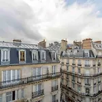 Cozy Apartment Near Champs Elysees